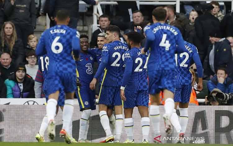Klasemen Liga Inggris: Dua Pesaing Terpeleset, Chelsea Kukuh di Puncak