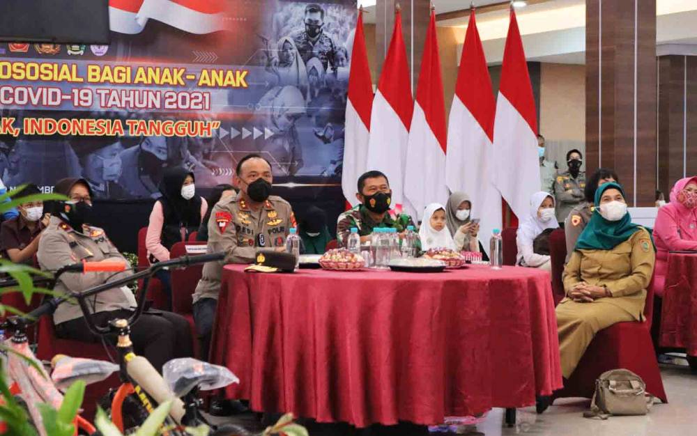 Kapolda Kalteng Beri Dukungan Psikososial Anak Terdampak Pandemi