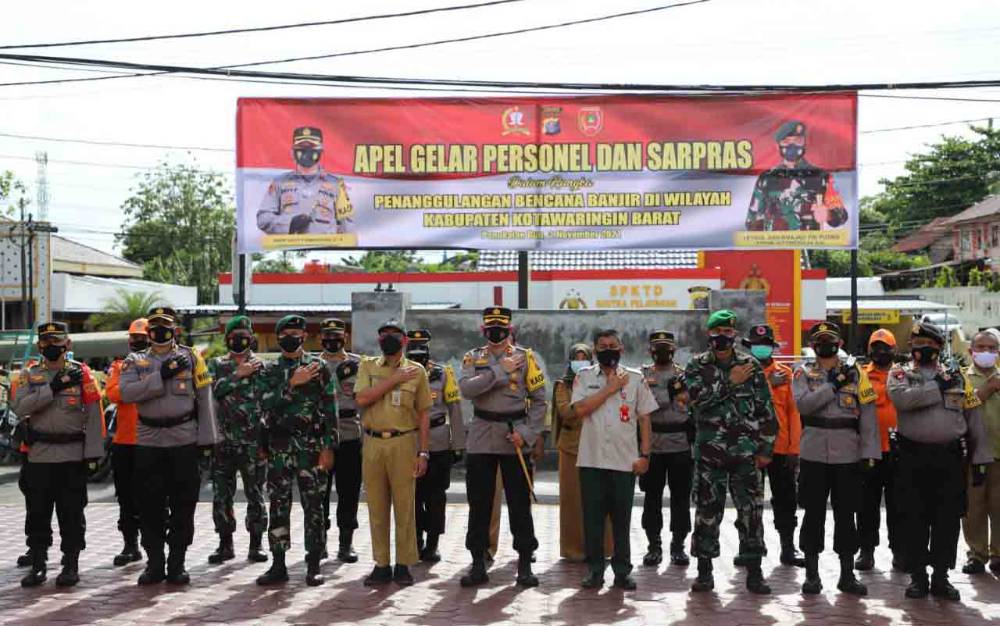 Antisipasi Bencana Banjir, Kapolres Kobar Pimpinan Apel Sarpras