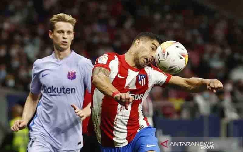 Henderson: Suarez Berikan Tantangan Tersendiri untuk Liverpool