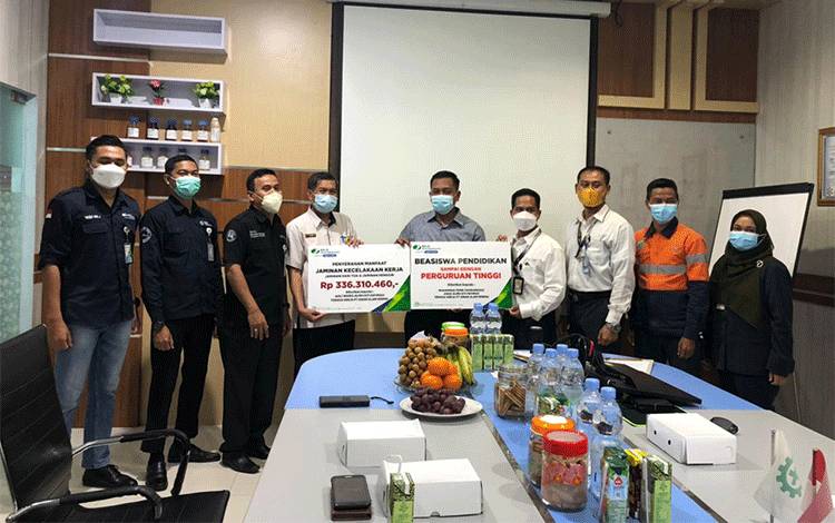 BPJAMSOSTEK Kembali Serahkan Manfaat 4 Programnya