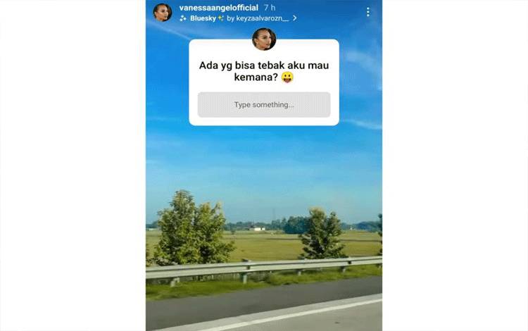 Unggahan Terakhir Vanessa Angel Tunjukkan Pemandangan Jalan Tol