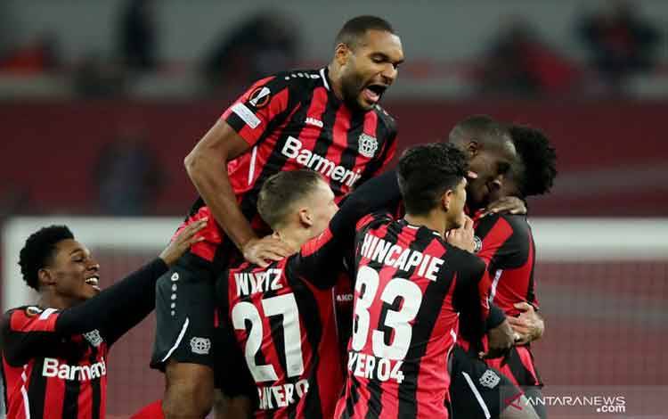 Bayer Leverkusen Hancurkan Real Betis 4-0