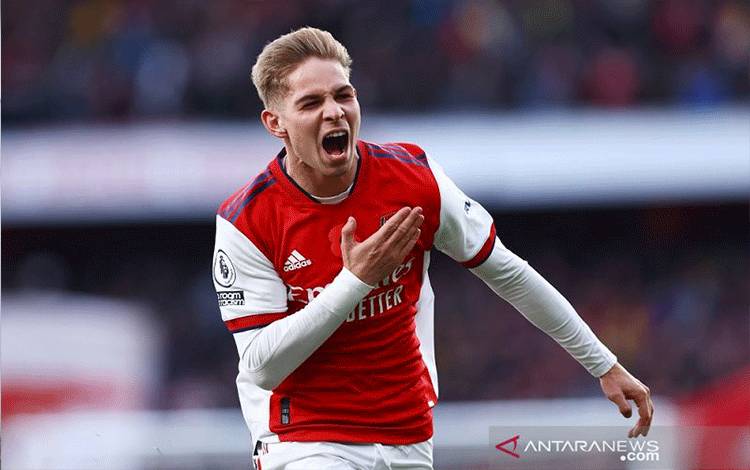 Emile Smith-Rowe Kian Cemerlang Saat Arsenal Tundukkan Watford