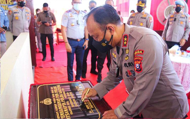 Kapolda Kalteng Resmikan Pos Polisi Ditsamapta di Jalan Mahir Mahar