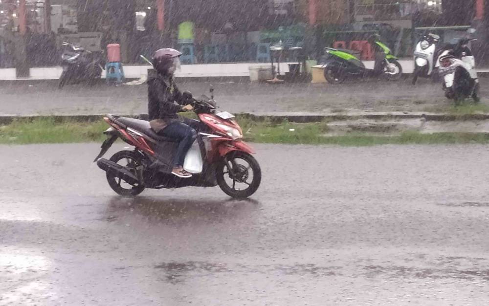 Hujan Deras Berpotensi Landa Sejumlah Provinsi di Indonesia