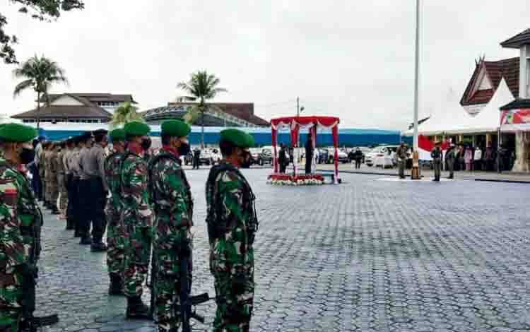 Nadalsyah Pimpin Upacara Hari Pahlawan