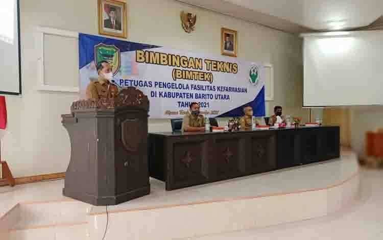Dinas Kesehatan Barito Utara Bimtek bagi Petugas Pengelola Fasilitas Kefarmasian