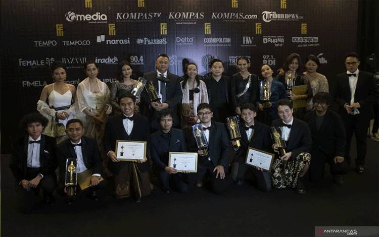 "Penyalin Cahaya" Borong 12 Piala Citra FFI 2021