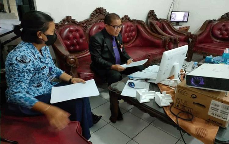 Disdukcapil Kapuas Paparkan Pembangunan Zona Integritas ke Tim Panelis Kemenpan RB