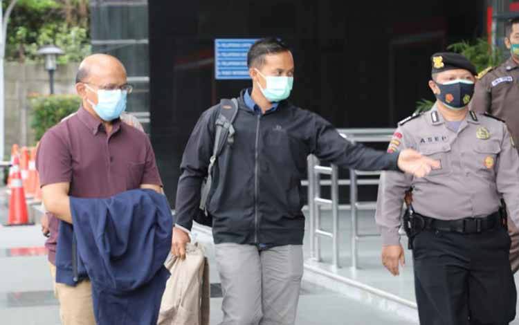 KPK Tetapkan 2 Pegawai Pajak Tersangka Kasus Suap