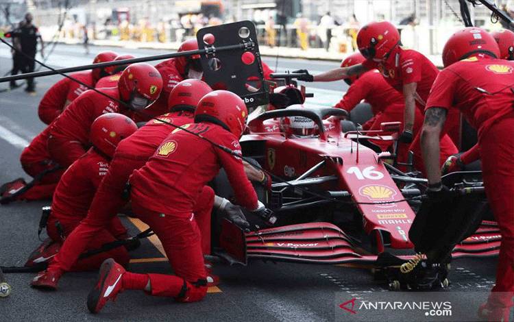 Kru Tim F1 Kerja Lembur Setelah Kargo Telat Tiba di Brazil