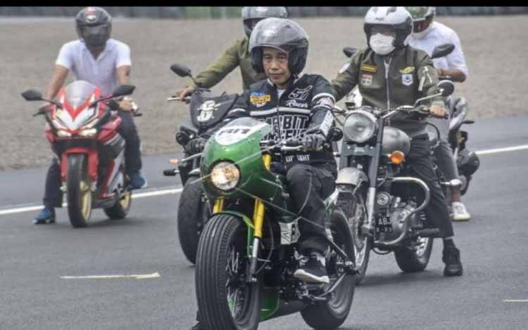 Presiden Jokowi: Tikungan Sirkuit Mandalika Tajam dan Sulit