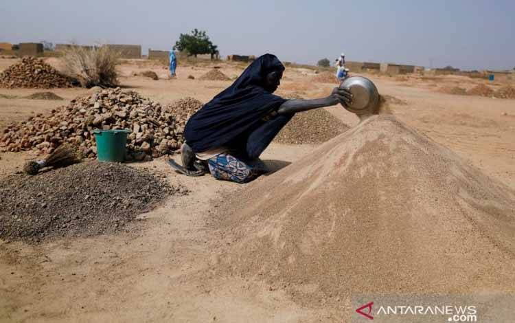 Kelompok Bersenjata Tewaskan 7 Ppolisi di Burkina Faso