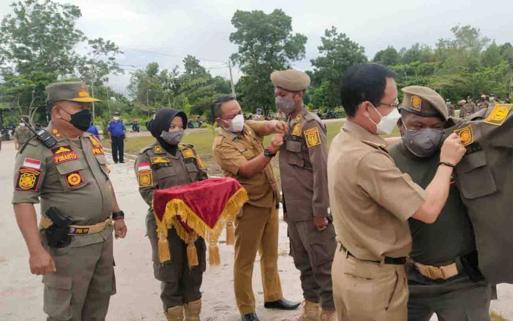 Tutup Pelatihan Banpol Pamong Praja, ini Pesan Bupati Katingan