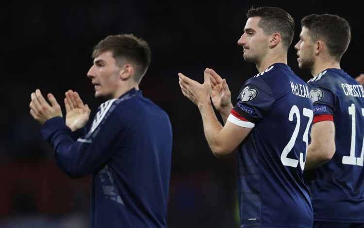 Skotlandia Rebut Tiket Playoff Kandang Seusai Taklukkan Denmark 2-0