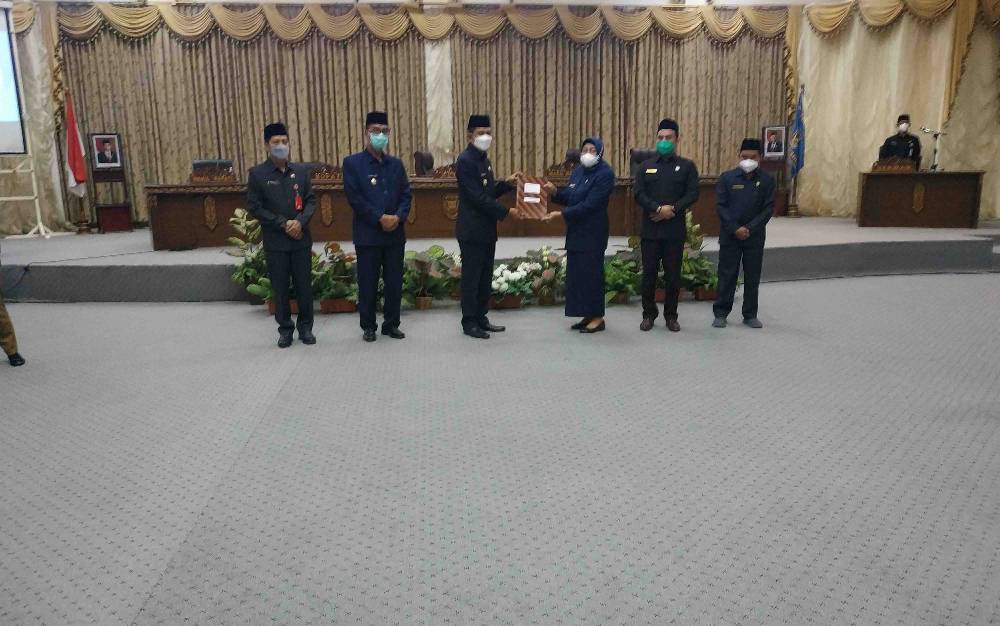 Bupati Sampaikan Raperda tentang Penyelenggaraan Kearsipan ke DPRD Barito Utara