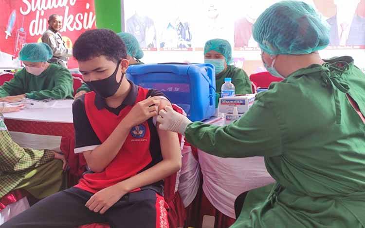 Orang Tua Sempat Was-was Anak Ikut Vaksin Covid-19