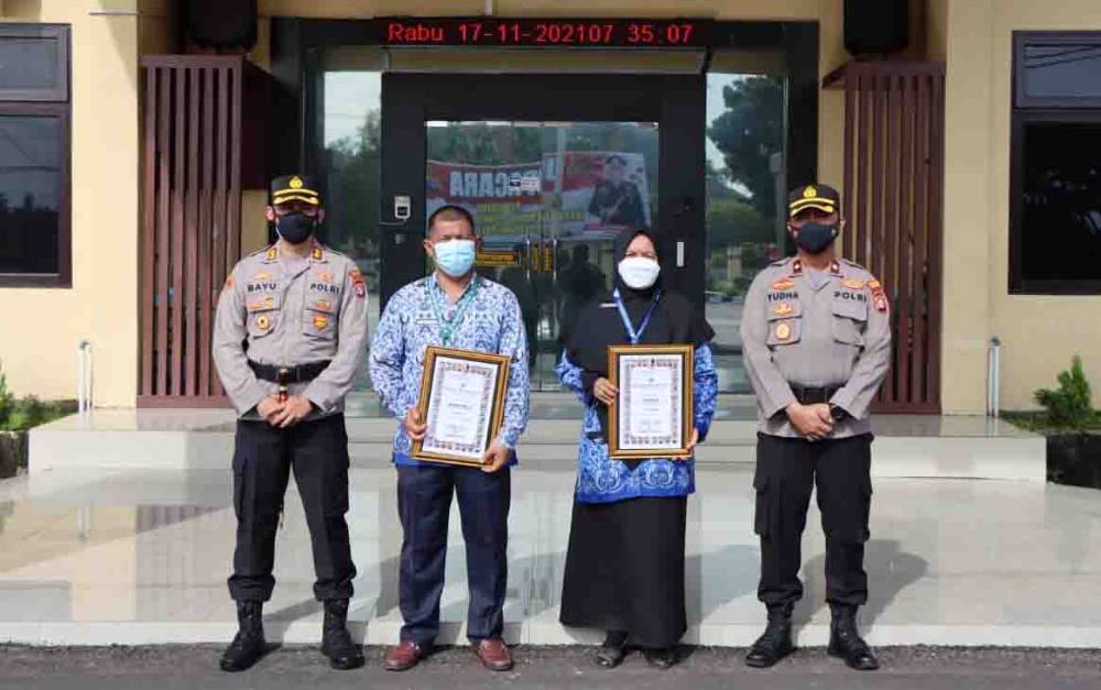 Puskesmas Danau Sembuluh Terima Penghargaan dari Kapolres Seruyan