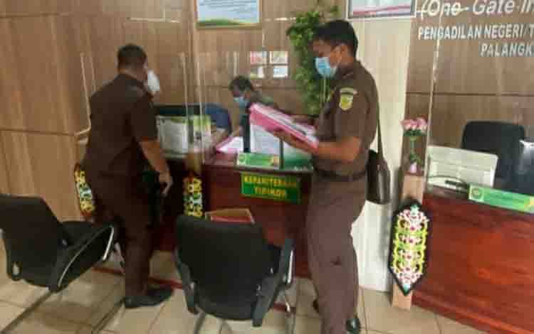 Kejari Limpahkan Perkara Mantan Bendahara BPKAD Kapuas ke Pengadilan Tipikor