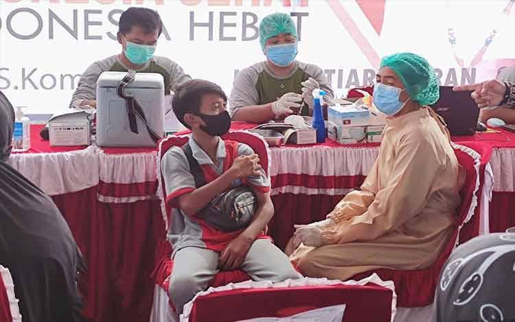 Sasar Masyarakat dan Pelajar Vaksinasi Massal Human Betang Targetkan 1.500 Orang