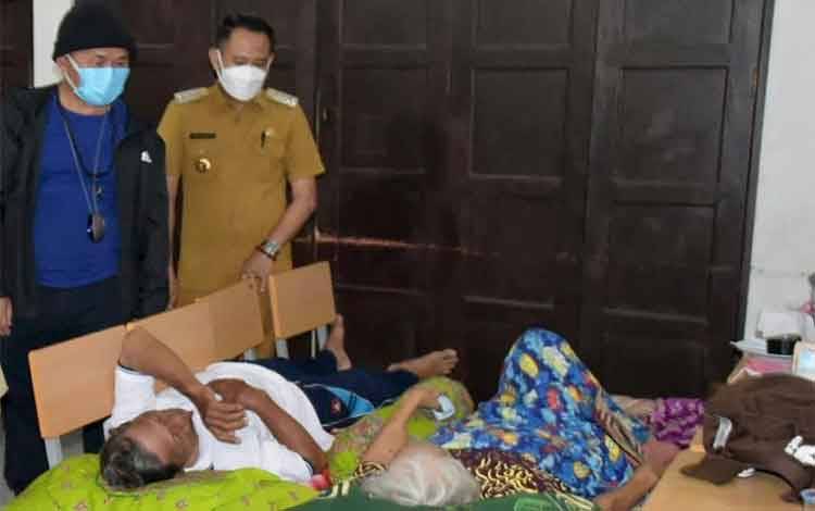 Gubernur Kalteng Ingatkan Penanganan Banjir Harus Tetap Memperhatikan Prokes