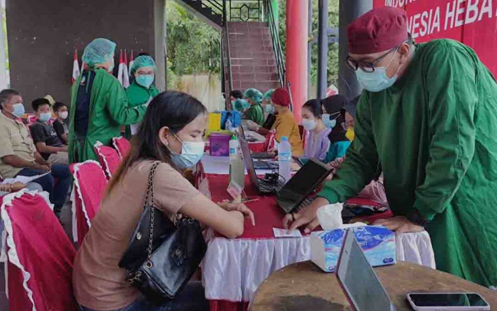 Edy Pratowo Minta 4 Kabupaten ini Percepat Vaksinasi