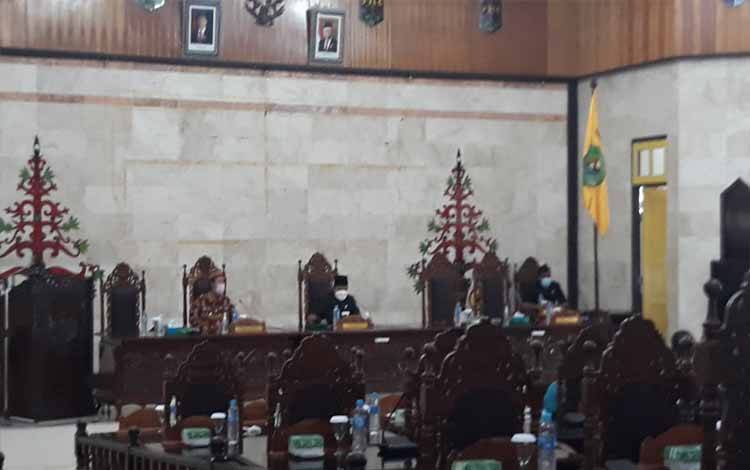 DPRD Kapuas Paripurna Penyampaian Nota Keuangan Rancangan APBD 2022 dari Eksekutif