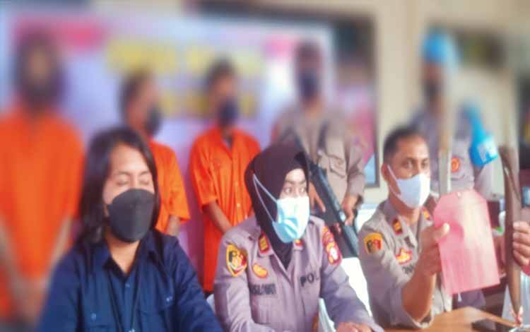 Polisi Bekuk 2 Pelaku Penganiayaan di Palangka Raya