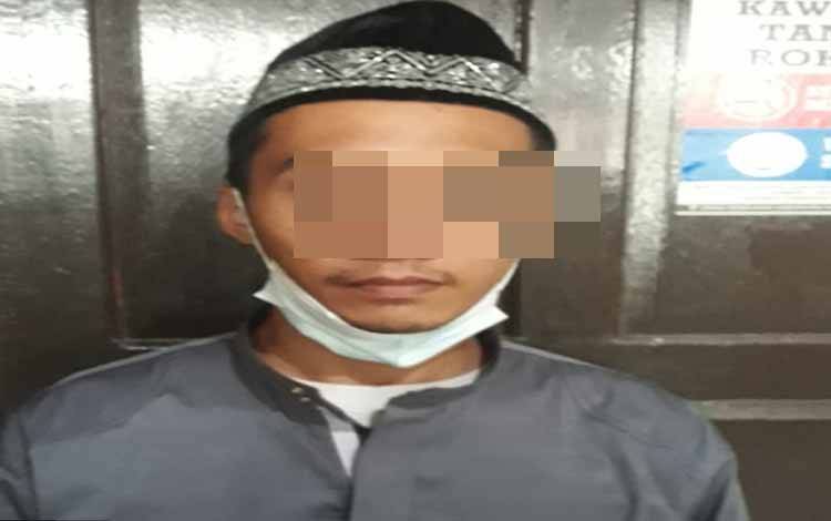 Tak Puas Menganiaya di Jalan, Pria Ini Bawa Kekasihnya ke Barak di Situ Dipukul Lagi