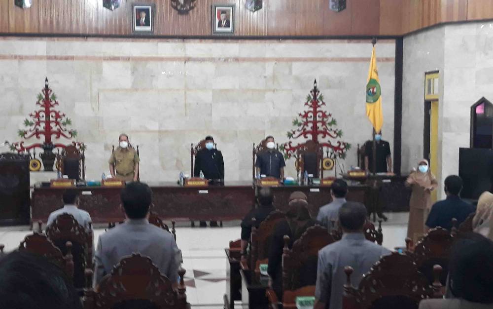 DPRD Kapuas Gelar Paripurna Jawaban Pemkab Atas Pemandangan Umum Fraksi Terhadap Nota Keuangan RAPBD 2022