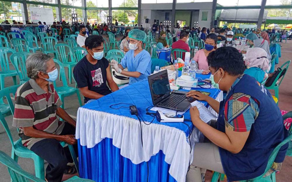 Vaksinasi Massal 1.326 Dosis, Dinkes Barito Timur: Jangan Mudah Percaya Hoaks Tentang Vaksin