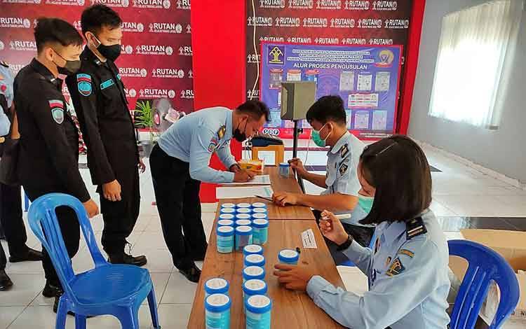 Rutan Tamiang Layang Lakukan Tes Urine Seluruh Pegawai
