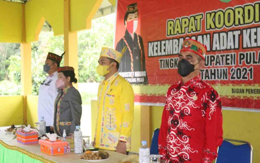 Bupati Pulang Pisau Hadiri Rakor Kelembagaan Adat di Maliku