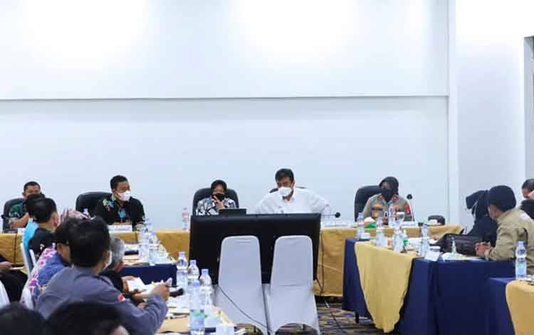 Wakapolda Hadiri Rapat Tanggap Darurat Banjir dengan Mentri Sosial