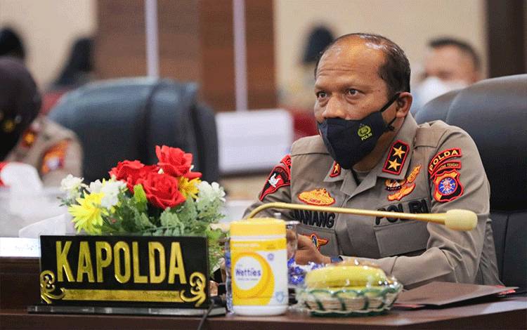 Kapolda Kalteng Ikuti Rakor Lintas Sektoral Antisipasi Lonjakan COVID-19 Jelang Natal dan Tahun Baru