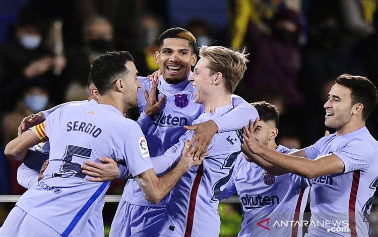 Barcelona Raih Kemenangan Tandang Pertama dengan Tekuk Villarreal 3-1