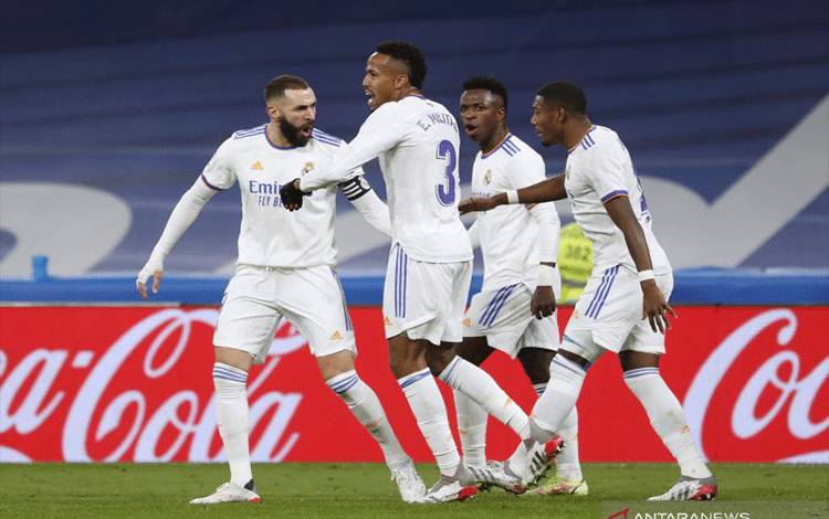 Kalahkan Sevilla 2-1, Real Madrid Nyaman di Puncak Klasemen