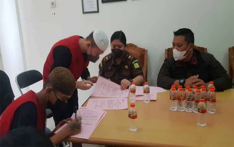Jaksa Cabjari Palingkau Berikan Keadilan Restoratif Terhadap 2 Perkara Ini