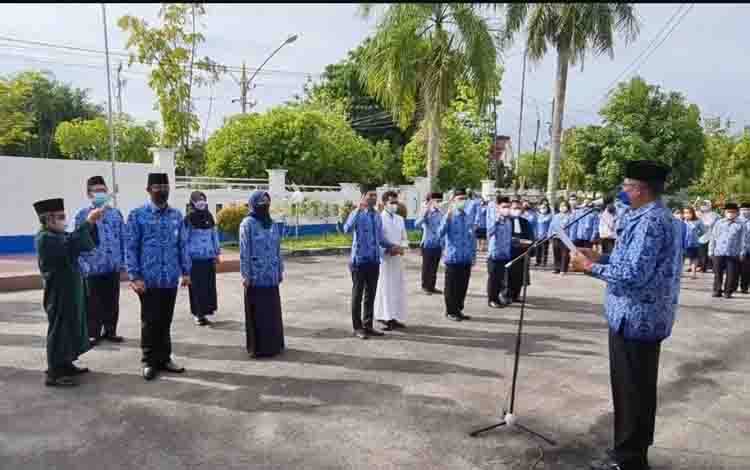 Darliansjah Lantik ASN Jabatan Fungsional dan PNS Lingkup Dislutkan Kalteng
