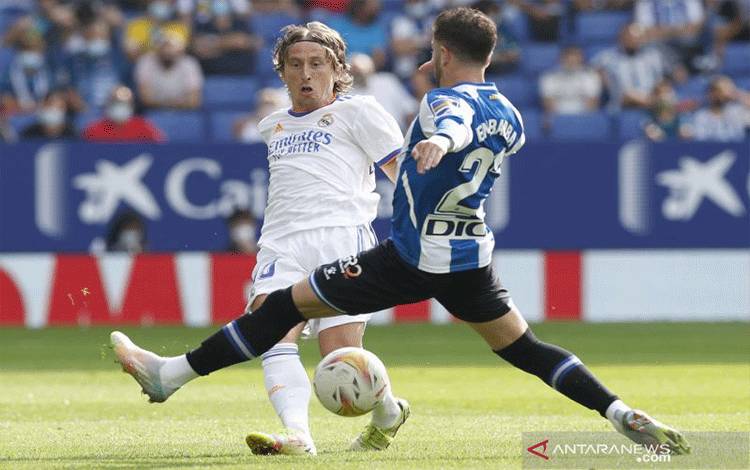 Luka Modric Dikabarkan Punya Peluang untuk kembali ke Liga Inggris