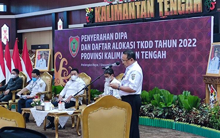 Gubernur Kalteng Serahkan DIPA Tahun Anggaran 2022 untuk Bupati Wali Kota dan Satker