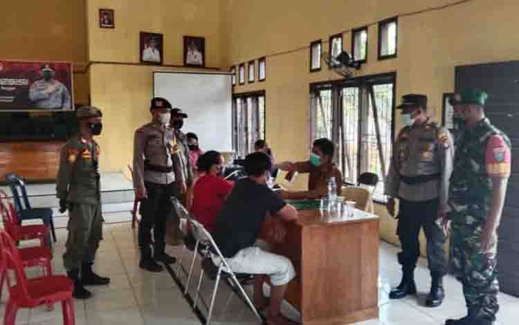 Polsek Balai Riam Lakukan Pengamaman Vaksinasi Presisi Covid-19