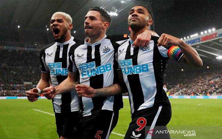 Howe Tantang Newcastle Cetak Sejarah Bangkit dari Ancaman Degradasi
