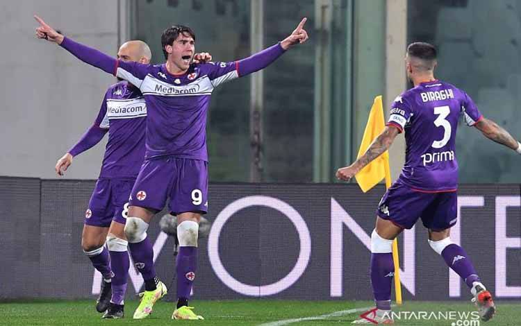 Manchester City Incar Dusan Vlahovic dari Fiorentina