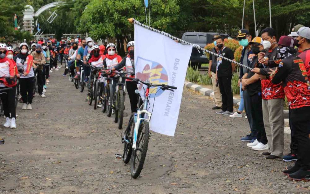 Sekda Seruyan Lepas Peserta Fun Bike Pemuda dan Pelajar