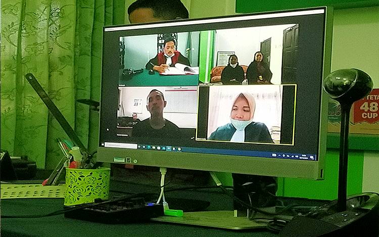 Perempuan yang Dibacok Rinto Kerabatnya Sendiri