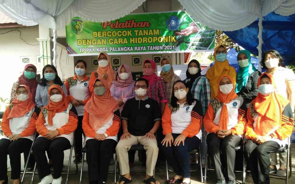 TP PKK Palangka Raya Gelar Pelatihan Hidroponik
