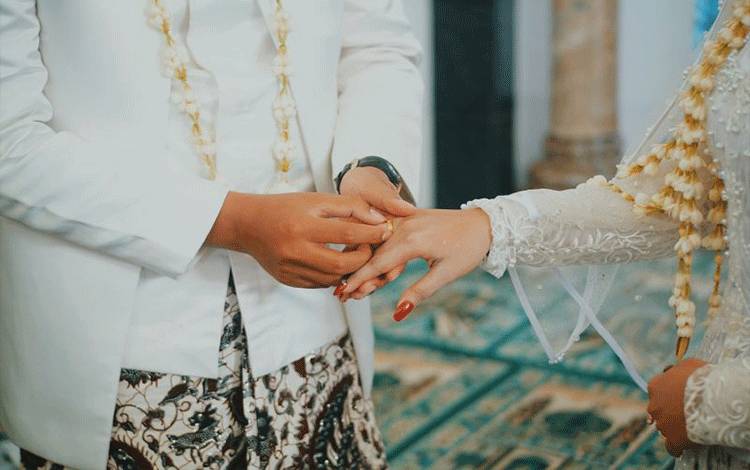 Para Jomlo Dapat Tekanan Lebih Besar dari Masyarakat daripada Keluarga