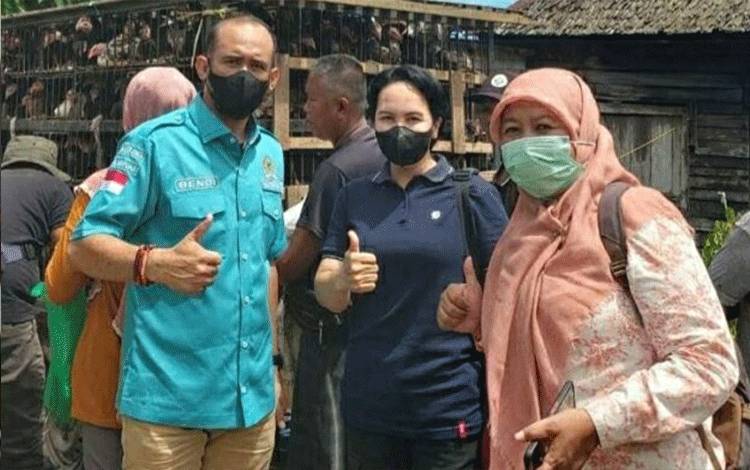 Legislator Kapuas Ini Salurkan Bantuan Ternak di Dadahup Lewat Dana Aspirasi